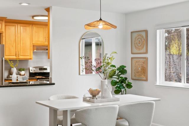 539 Lytton Avenue, Palo Alto CA: https://media.crmls.org/mediaz/08f36be9-f59c-4bb4-849d-18b868fd64cd.jpg