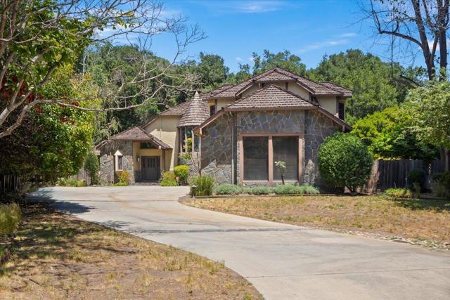 13217 Padero Court, Saratoga CA: https://media.crmls.org/mediaz/08f3b29b-d646-4e3f-8736-e8a8a99972ad.jpg