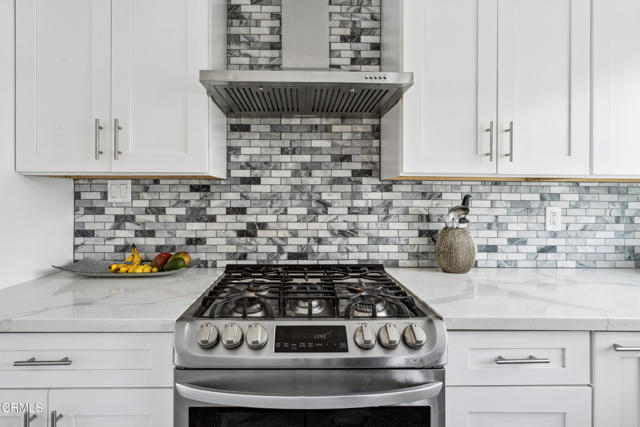 1712 N 7th Place, Port Hueneme CA: https://media.crmls.org/mediaz/08f42c54-b891-411b-a634-d546f1db28ff.jpg