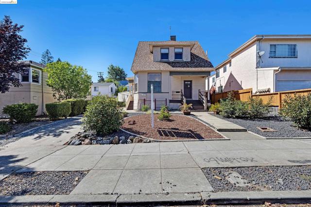 2469 Coolidge Ave, Oakland, California 94601, ,Multi-Family,For Sale,Coolidge Ave,41076069