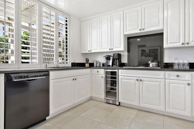 75208 Kiowa Drive, Indian Wells CA: https://media.crmls.org/mediaz/08f52dd1-0189-43a8-ac69-ed765e62c8a6.jpg