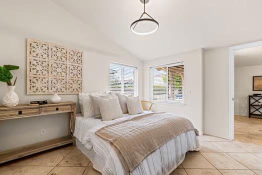 425 Alcalde Avenue, Monterey CA: https://media.crmls.org/mediaz/08f61aad-5d67-49dc-90cf-1ac7288d05be.jpg