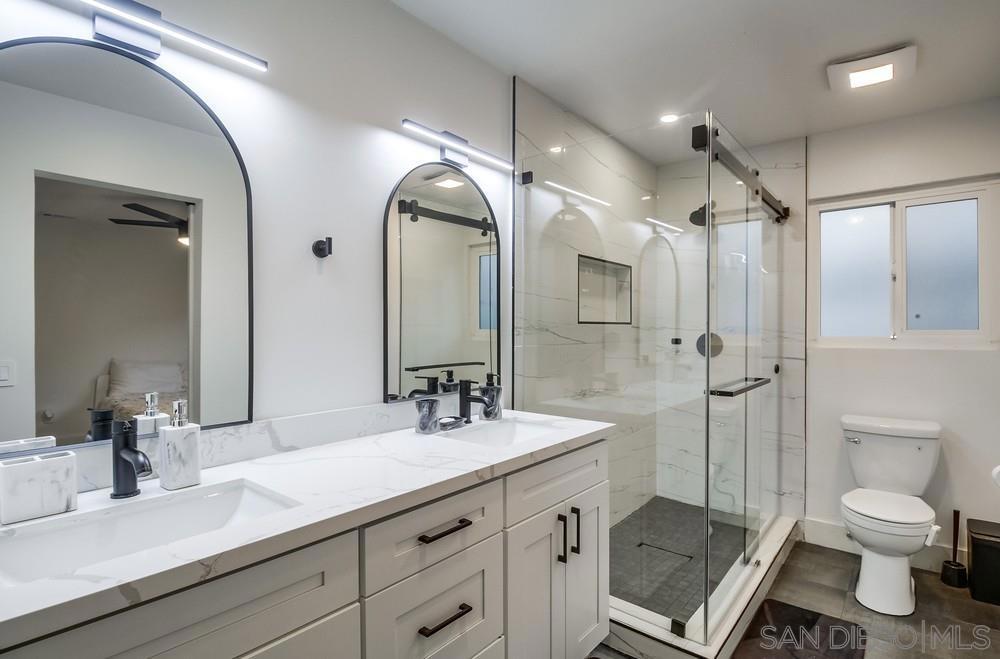 MLS #250042294SD image #17