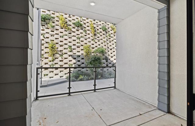 2425 Willow Way, San Mateo CA: https://media.crmls.org/mediaz/08f7ff30-183d-463e-9d0e-bc00e832ebfe.jpg