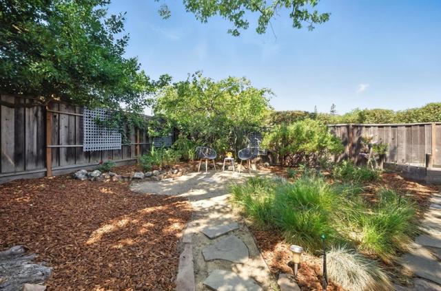 1079 Brighton Place, Mountain View CA: https://media.crmls.org/mediaz/08f9431c-d486-4335-96d9-29940fa6f986.jpg