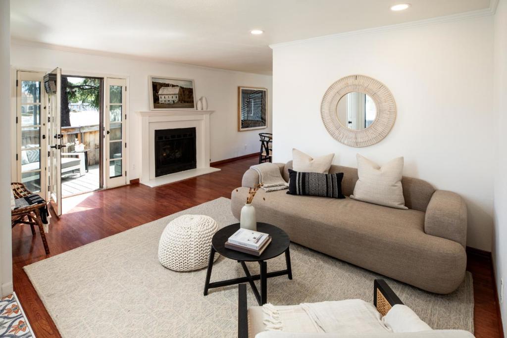 2211 Fazeli Court