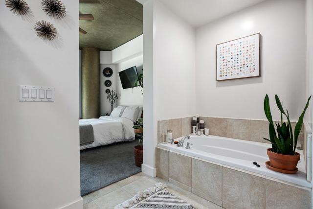 801 Ash st, San Diego CA: https://media.crmls.org/mediaz/08f95ea0-e795-4c4e-8dce-17a8d85407cb.jpg