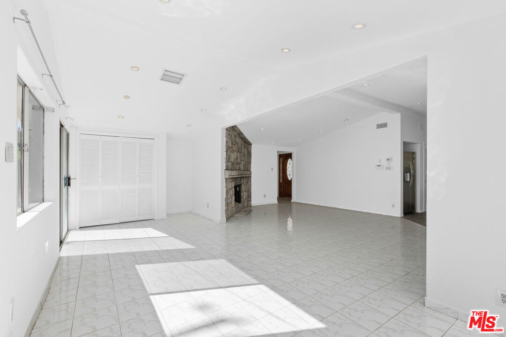 MLS #25616087 image #8