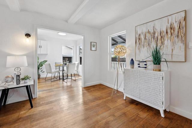 2352 Menalto Avenue, East Palo Alto CA: https://media.crmls.org/mediaz/08f9e9f2-8b03-42eb-9a94-d7555f0f1ab2.jpg