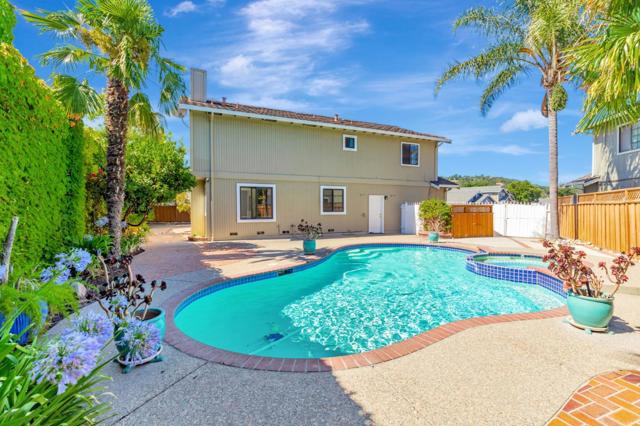 1206 Sycamore Court, Gilroy CA: https://media.crmls.org/mediaz/08fa4bc1-d800-46b5-878e-8a2933fffb71.jpg