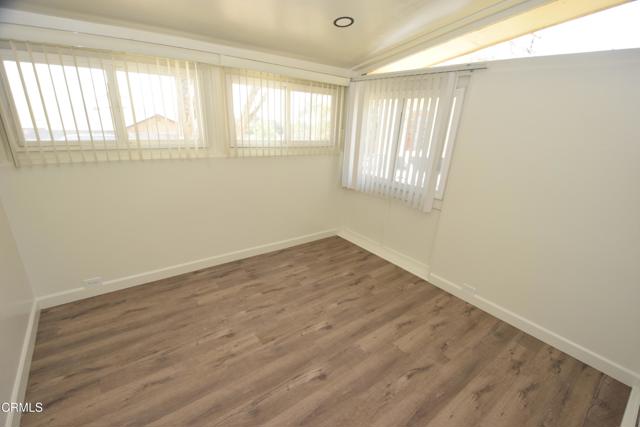 2009 Buena Vista Drive, Camarillo CA: https://media.crmls.org/mediaz/08fa7a6a-4976-43c7-83e7-48bbf44e5324.jpg