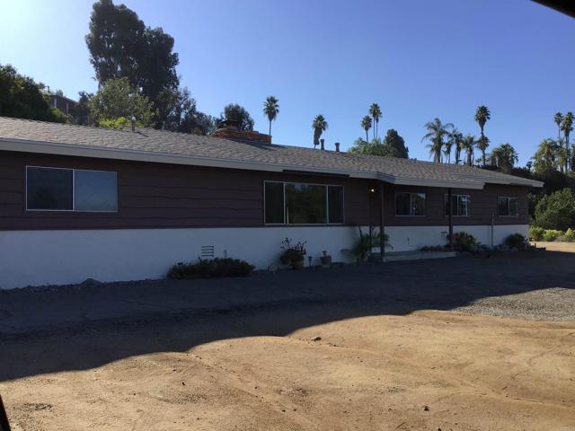 Detail Gallery Image 2 of 46 For 10979 Skywood Dr, El Cajon,  CA 92020 - 4 Beds | 2 Baths