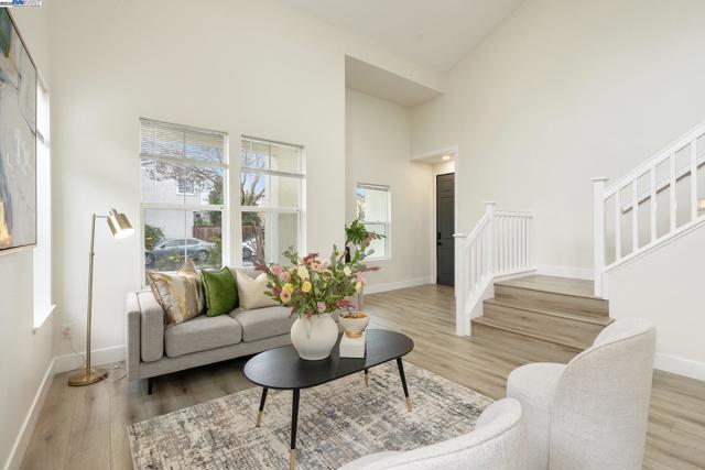 5089 Winterbrook Ave, Dublin CA: https://media.crmls.org/mediaz/08fc025f-a39f-460f-b76e-2b5d0818ed7f.jpg