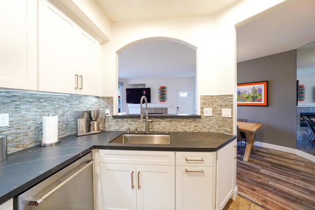 12083 Tivoli Park Row, San Diego CA: https://media.crmls.org/mediaz/08fc838b-1f05-45b9-bfa8-c1971d8e3f20.jpg