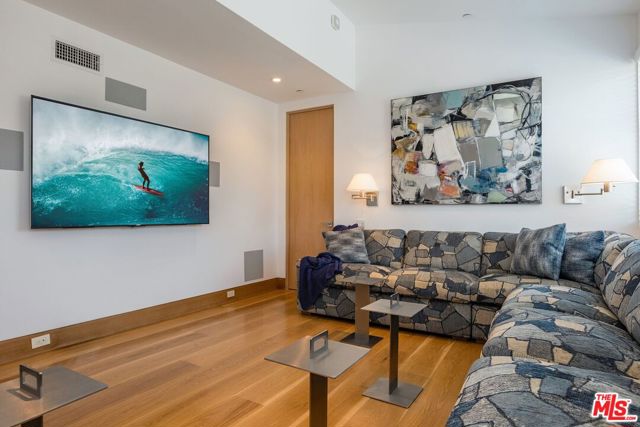 24380 Malibu Road, Malibu CA: https://media.crmls.org/mediaz/08fc9dd8-960a-4b8a-a676-b1a3338f4ec1.jpg