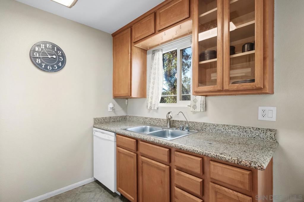 6333 College Grove Way - photo 6