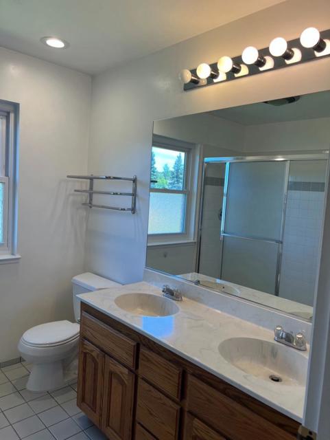 5 Maple Way, San Carlos CA: https://media.crmls.org/mediaz/08fe0bc7-33b4-4336-b308-7f6d66754eab.jpg