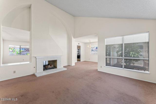 3116 Melody Lane, Simi Valley CA: https://media.crmls.org/mediaz/08fe9545-b23a-492b-8805-7e40167f1b49.jpg