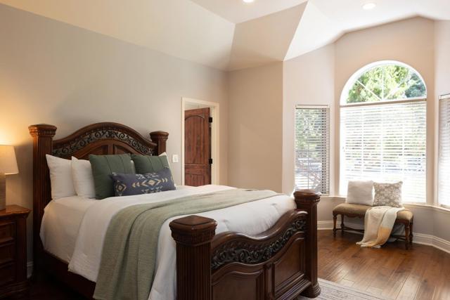 6 Sleepy Hollow Drive, Carmel Valley CA: https://media.crmls.org/mediaz/08ff9066-db79-457a-bad4-d57ad7fef684.jpg