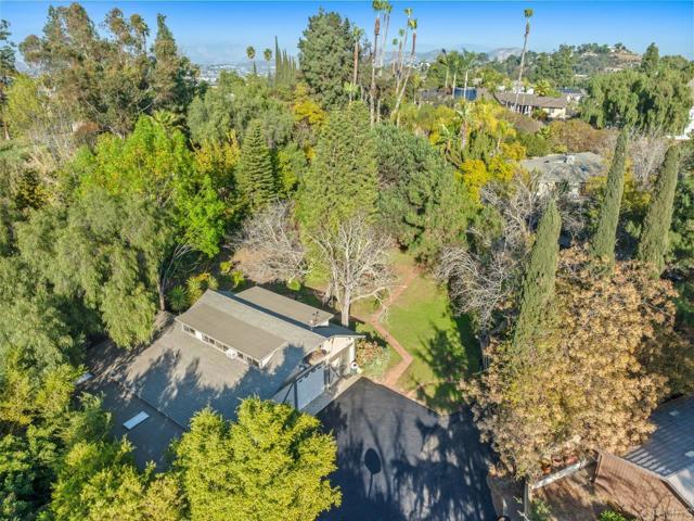 10880 Hess Drive, La Mesa CA: https://media.crmls.org/mediaz/090010be-457c-4f05-b163-c796d5730ba1.jpg