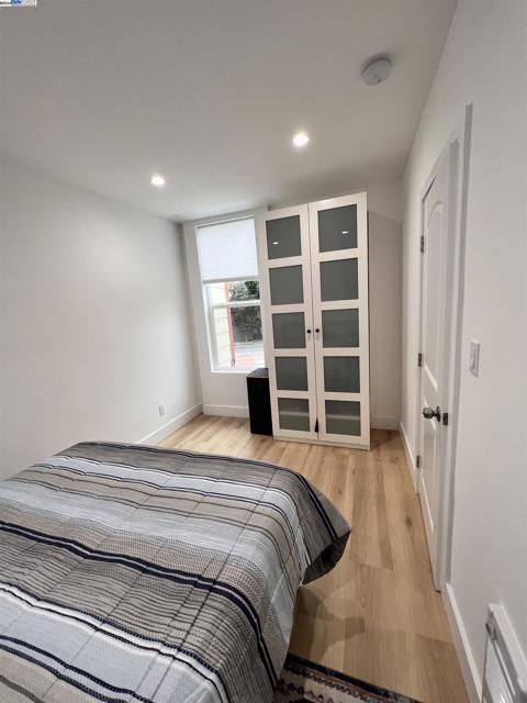 Image 21 of 59 For 2636 3rd St  