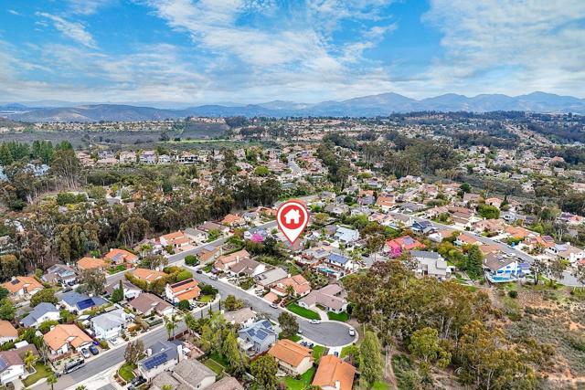 10434 Woodchuck Pt, San Diego CA: https://media.crmls.org/mediaz/09018e21-ec74-4424-9c46-1bb7adeb2aa6.jpg