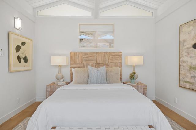 2989 Dolores Way, Burlingame CA: https://media.crmls.org/mediaz/09022ba8-f09a-4b1c-8f56-ed04a09d5184.jpg
