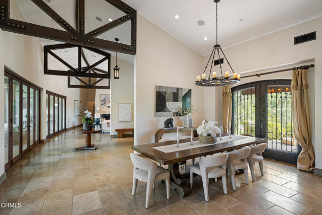 Detail Gallery Image 3 of 72 For 5065 Indianola Way, La Canada Flintridge,  CA 91011 - 5 Beds | 5/2 Baths