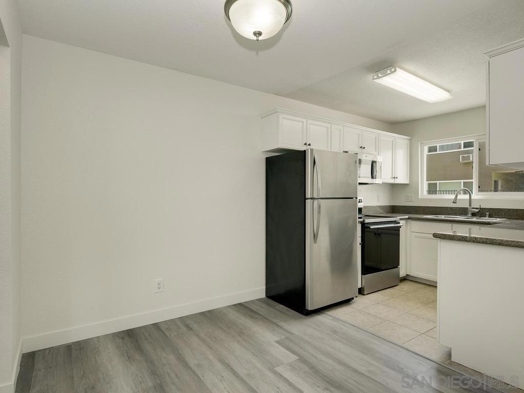 6602 Beadnell Way - photo 10