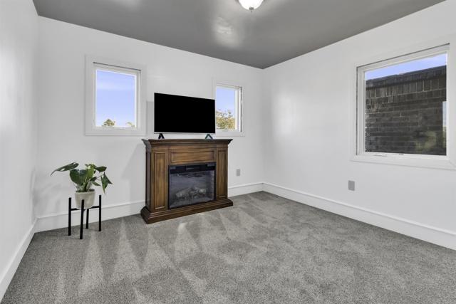Image 22 of 45 For 3388 Bancroft Street