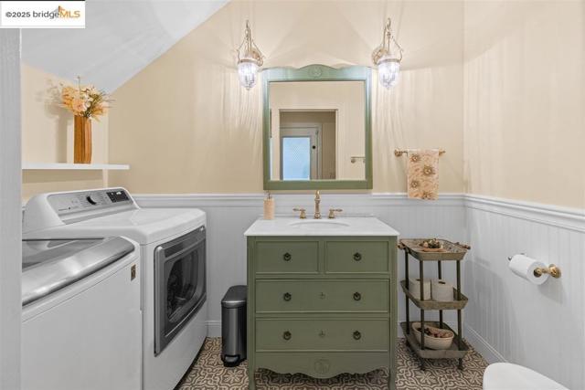 1164 Lexington Way, Livermore CA: https://media.crmls.org/mediaz/0905a2c8-2a84-438a-96b8-dfe08913aece.jpg