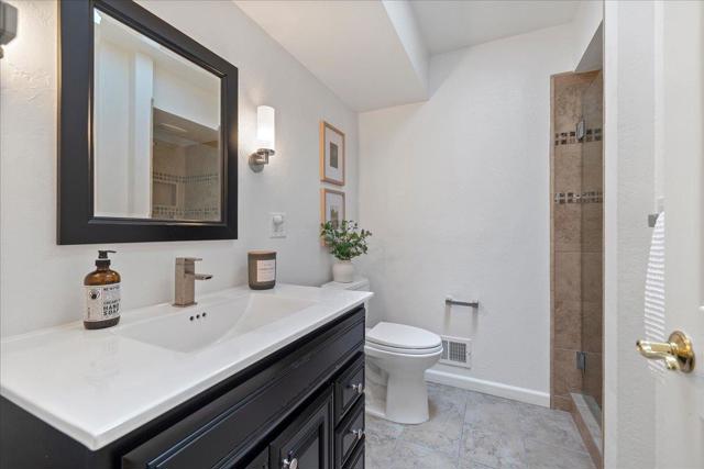 105 Vista Del Prado, Los Gatos CA: https://media.crmls.org/mediaz/0905cfcb-8a03-4e19-a7d9-b10fce67cb5c.jpg