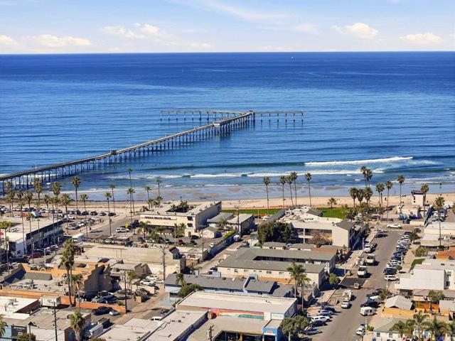 Detail Gallery Image 14 of 14 For 5027 Santa Monica Ave #B,  San Diego,  CA 92107 - 3 Beds | 2/1 Baths