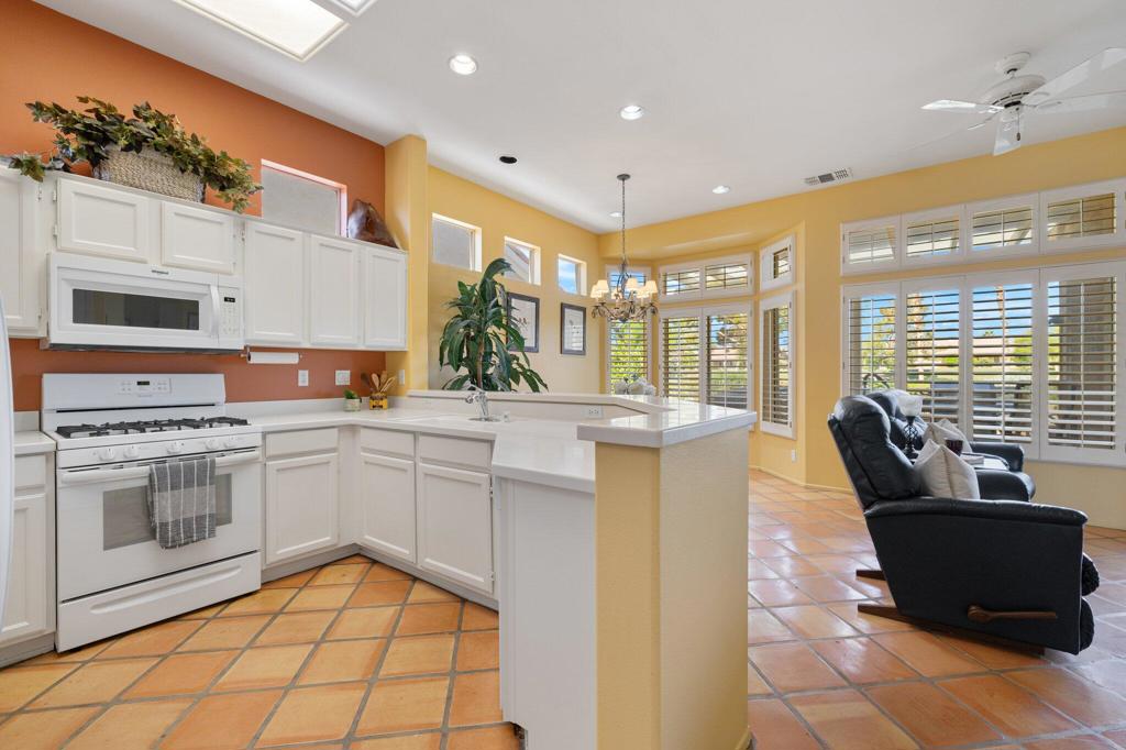 MLS #219138680DA image #17