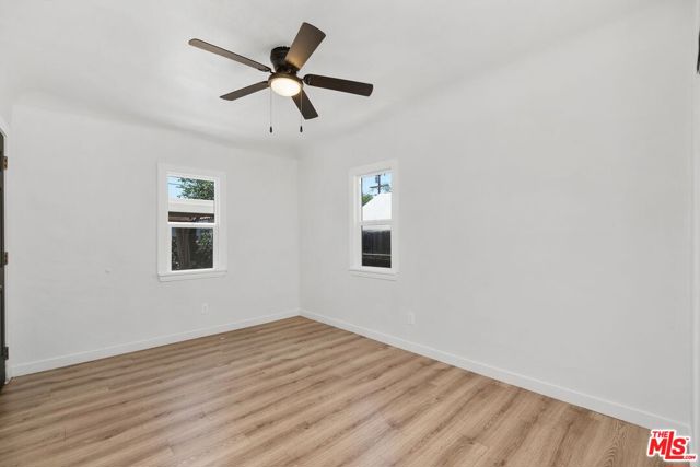 672 E 119th Street, Los Angeles CA: https://media.crmls.org/mediaz/090aa2f1-eac5-46e2-b9a1-661c95ae49ea.jpg
