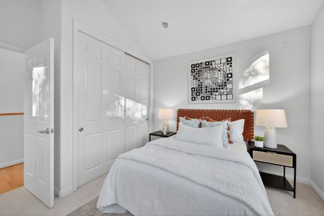 3179 Stockton Place, Palo Alto CA: https://media.crmls.org/mediaz/090b0e9f-fd8f-41e3-a938-0e022e014d70.jpg