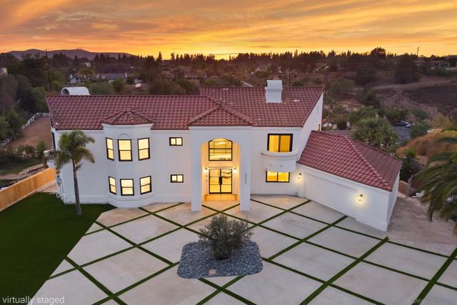 15032 Heath Dr, Poway CA: https://media.crmls.org/mediaz/090b8531-5fb6-440e-91cd-5b4531e646d0.jpg