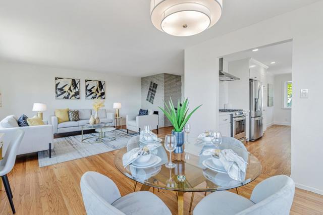 6827 Ridgewood Drive, Oakland CA: https://media.crmls.org/mediaz/090c7c98-d8b6-4e38-8a0e-645e3f7d2684.jpg