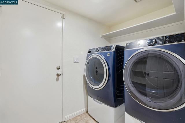 3025 Sunflower Dr, Antioch CA: https://media.crmls.org/mediaz/090c8126-207f-45e9-9e45-b77bfcd96200.jpg