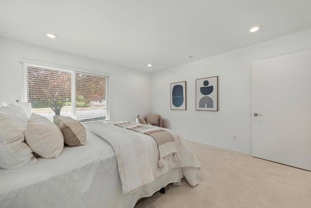 1405 Cedar Place, Los Altos CA: https://media.crmls.org/mediaz/090d26d1-cc21-463e-89ff-230fe18048ca.jpg