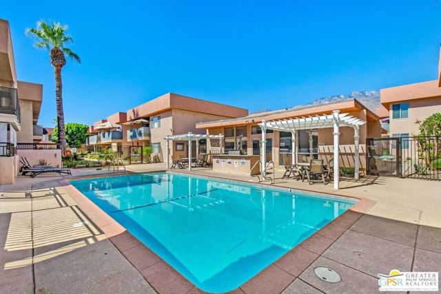 400 N Sunrise Way, Palm Springs CA: https://media.crmls.org/mediaz/090d6349-7823-437f-a136-a215a394a744.jpg