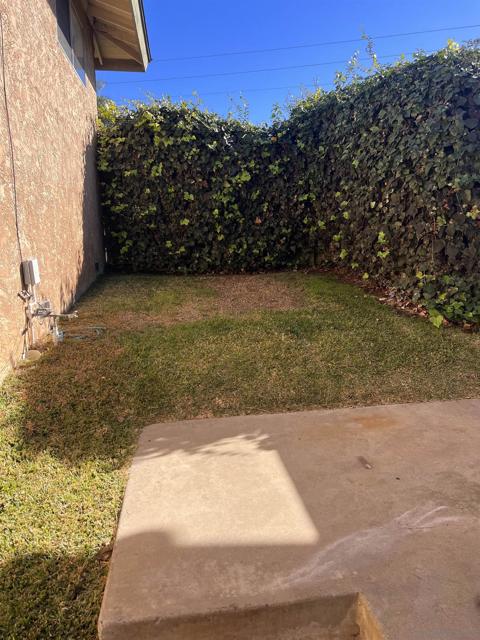 1425 La Salina St, Oceanside CA: https://media.crmls.org/mediaz/090d9604-929d-4227-9b89-b69998741020.jpg