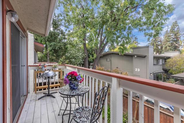 Image 27 of 35 For 2625 Keystone Avenue 207