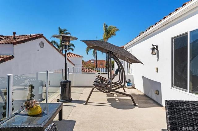 4863 Marathon Way, Oceanside CA: https://media.crmls.org/mediaz/090e3bb4-1291-481a-9f60-7987cabaadc3.jpg