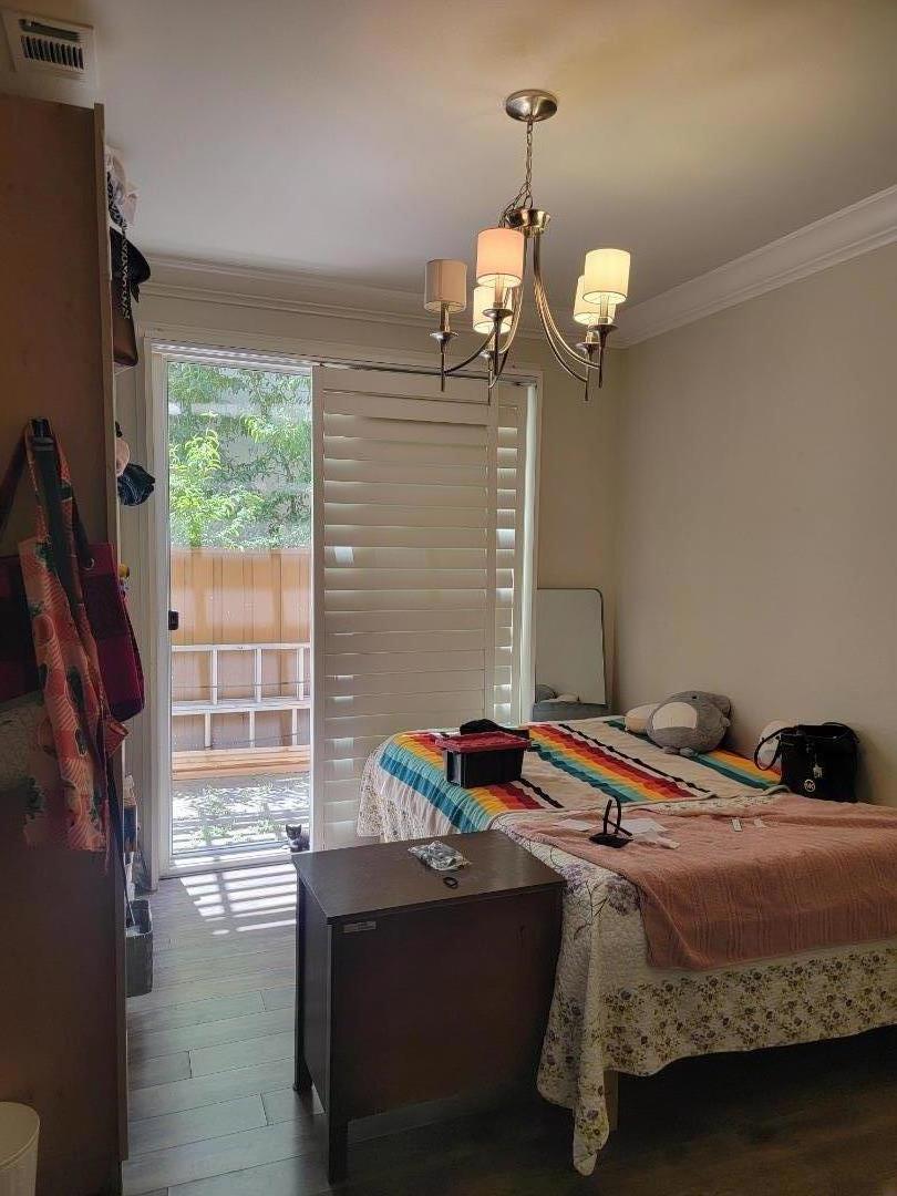 https://media.crmls.org/mediaz/0910a670-b6ff-45a9-8a99-30d23ef433b6.jpg?preset=X-Large
