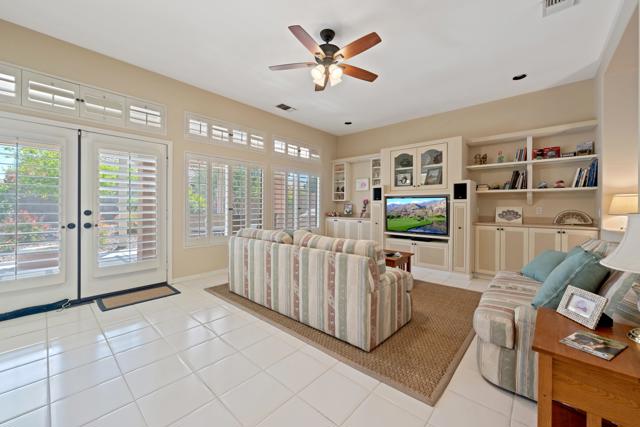 78123 Foxbrook Lane, Palm Desert CA: https://media.crmls.org/mediaz/09113226-ab3c-4833-8c47-302328ec227e.jpg
