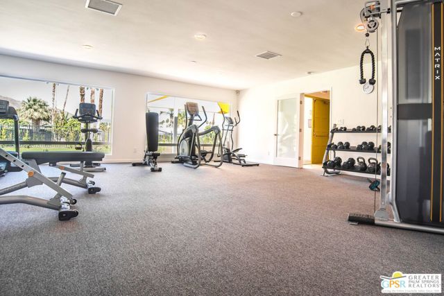 112 Pali Drive, Palm Springs CA: https://media.crmls.org/mediaz/091143c3-996d-478e-96b9-9cfedcf085ff.jpg