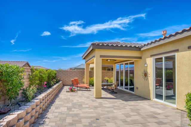 85701 Adria Drive, Indio CA: https://media.crmls.org/mediaz/091163e3-6d8c-4137-900b-caa5e8bd2d8a.jpg