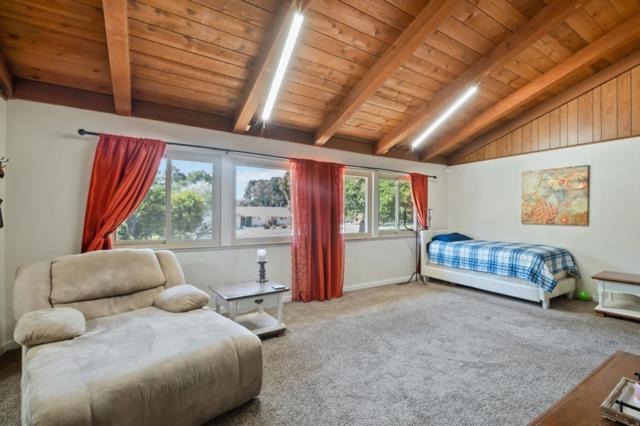 11745 Tam Oshanter Drive, Salinas CA: https://media.crmls.org/mediaz/09116d60-c8c0-4226-8fa7-ce9672a237e1.jpg