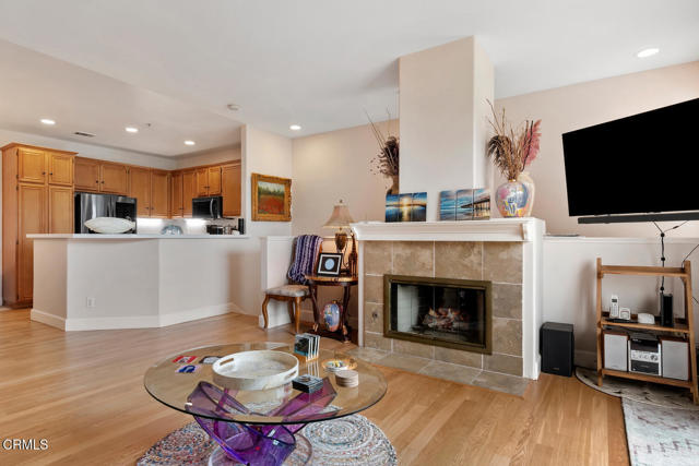 2410 Kipana Avenue, Ventura CA: https://media.crmls.org/mediaz/09122efe-ae0c-4acf-b285-c5bd2d1a6a17.jpg